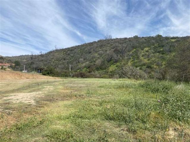 SITIO PARCELA DE 20.000 M2 CAMINO EL TORO CURACAVI