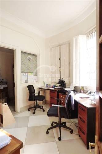 OFICINA Barrio Republica / Santiago Centro