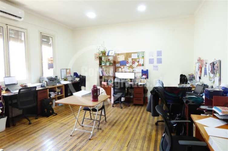 OFICINA Barrio Republica / Santiago Centro