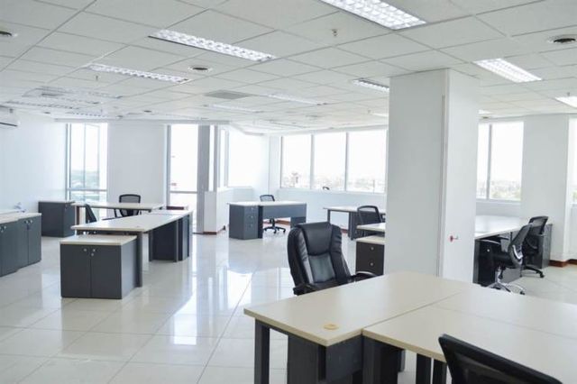 OFICINA Av el Salto 4001