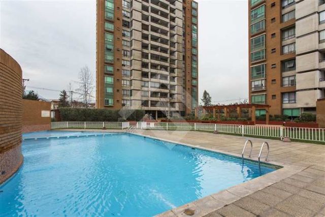 DEPARTAMENTO Santa Marta de Huechuraba con el Sauce Sur