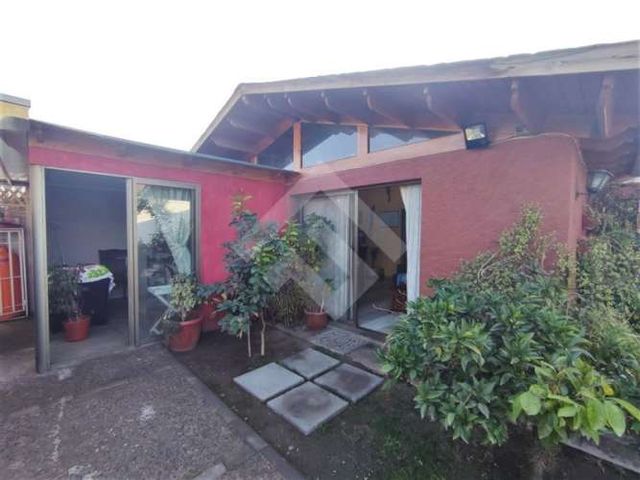 CASA Metro Rojas Magallanes/ Villarrica