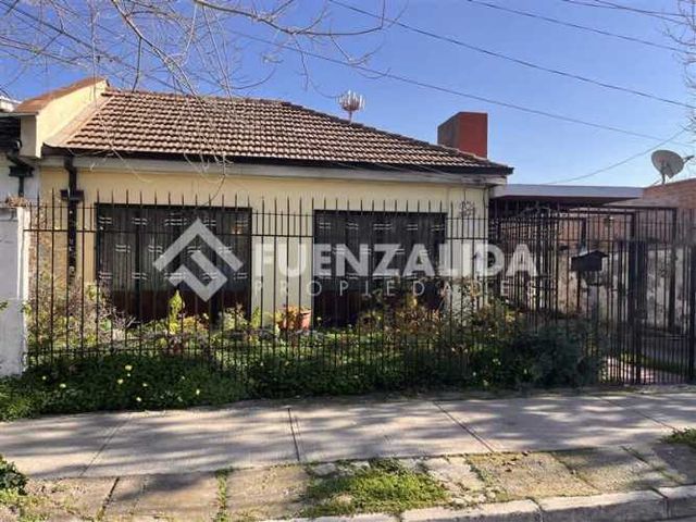 CASA Av. Quilín con Av. Macul