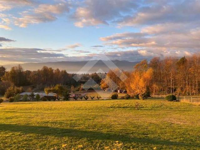 CASA a 5 kilómetros entrada norte pucón