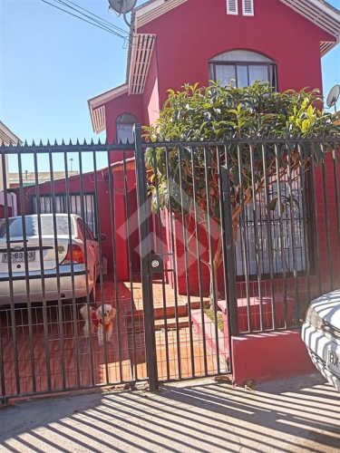 CASA Los Pimientos / Av. El Sauce / Colon