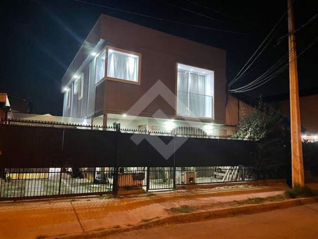 CASA Av. México / Gerónimo de Alderete