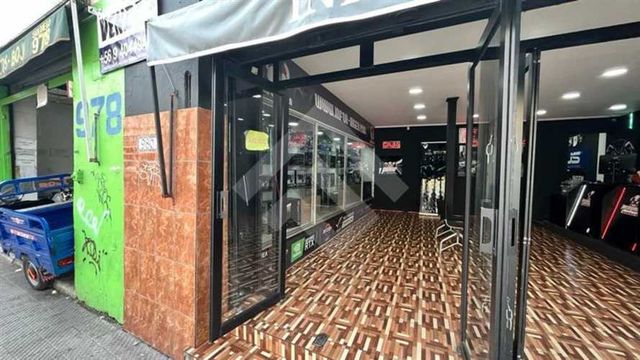 LOCAL COMERCIAL Aconcagua