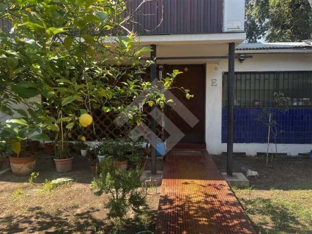 CASA Los Jardines con Dublé Almeyda