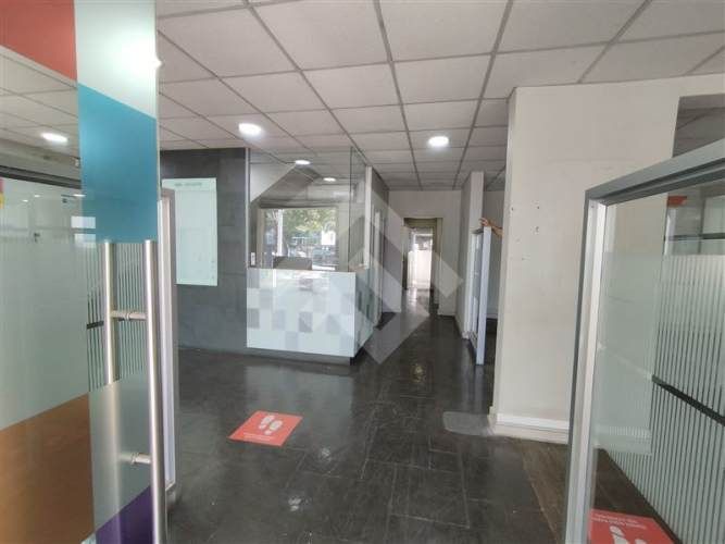 LOCAL COMERCIAL Av. Libertad