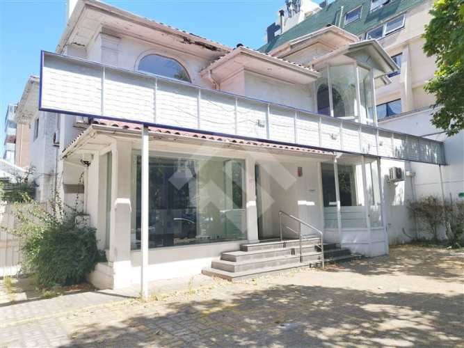 LOCAL COMERCIAL Av. Libertad