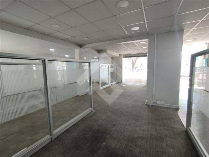 LOCAL COMERCIAL Av. Libertad