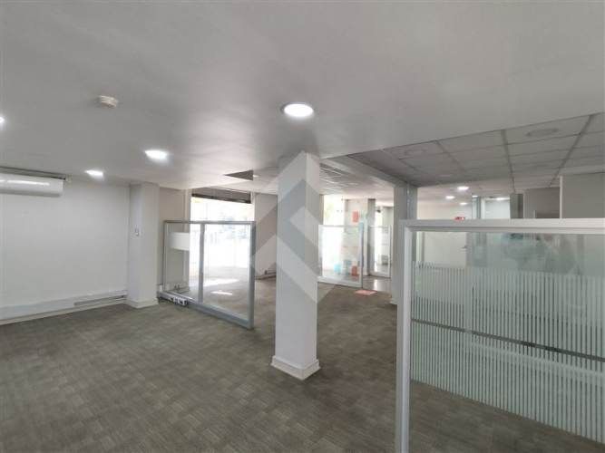 LOCAL COMERCIAL Av. Libertad