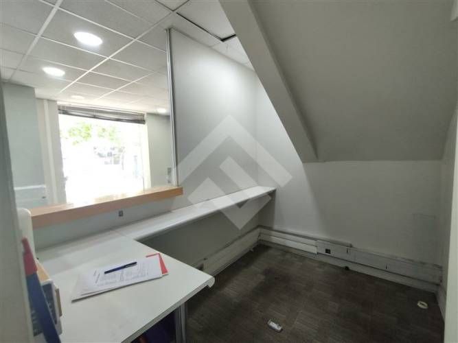 LOCAL COMERCIAL Av. Libertad