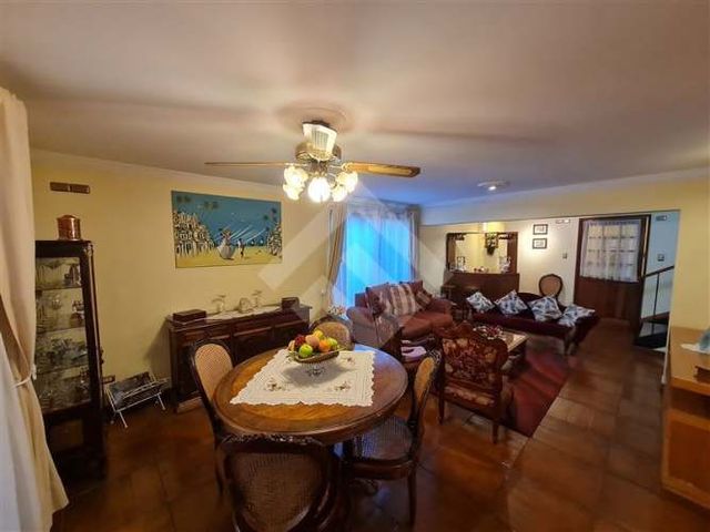 LOCAL COMERCIAL Metro La Cisterna