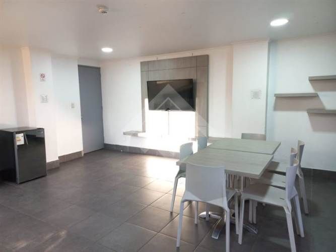 DEPARTAMENTO Metro Lo Vial