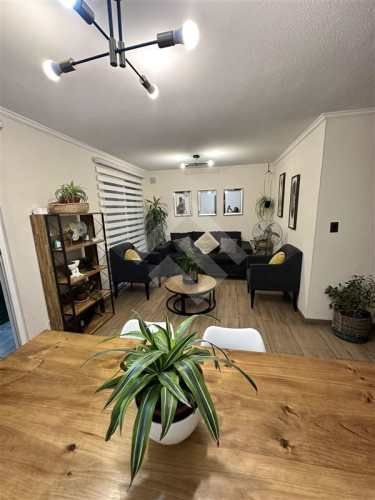 CASA Av. Santa Leonor 400 (Porteria Condominio Los Nogales)