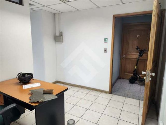 OFICINA AV. LIBERTADOR BERNARDO O`HIGGINS / SAN ANTONIO