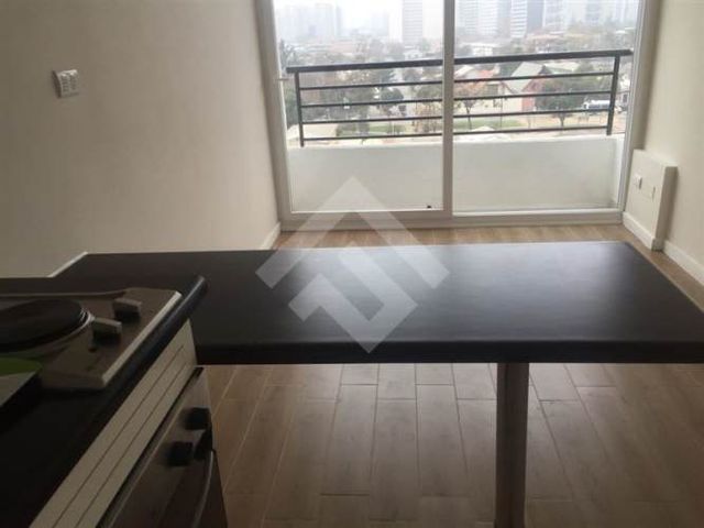 DEPARTAMENTO AV. MARIA ROZAS VELASQUEZ / AV. ECUADOR