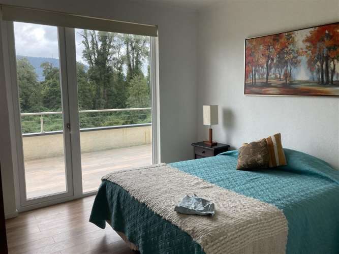 CASA Orillas del Lago Rupanco