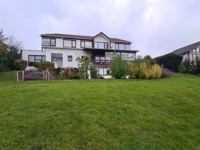 CASA Calle Santa Teresita