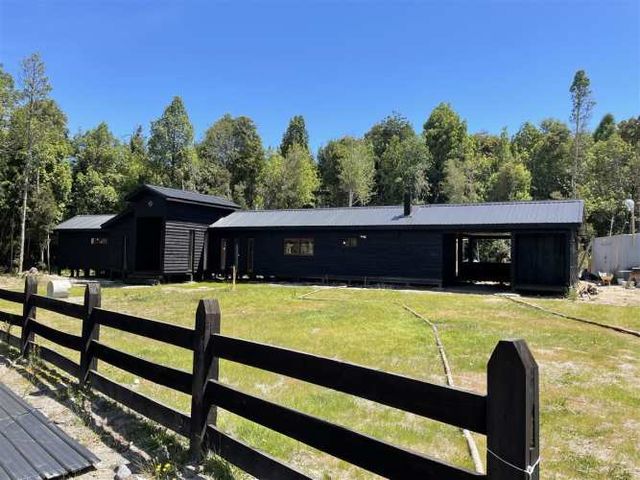 CASA Condominio Alerces de Camahueto