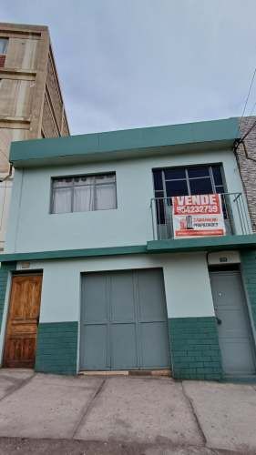 Casa calle Sucre con Local Comercial Inversionistas Antofagasta