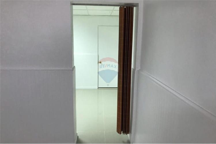 Venta edificio comercial y oficinas 3 pisos centro