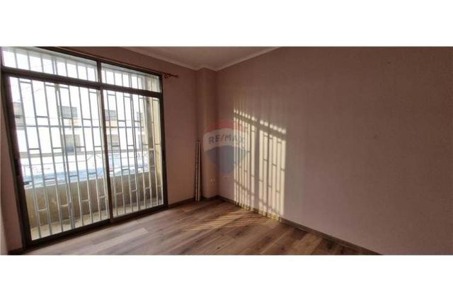 Venta edificio comercial y oficinas 3 pisos centro