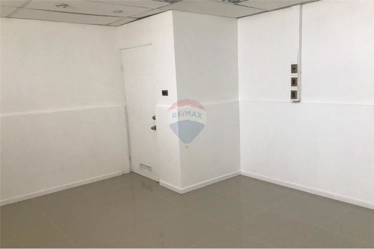 Venta edificio comercial y oficinas 3 pisos centro