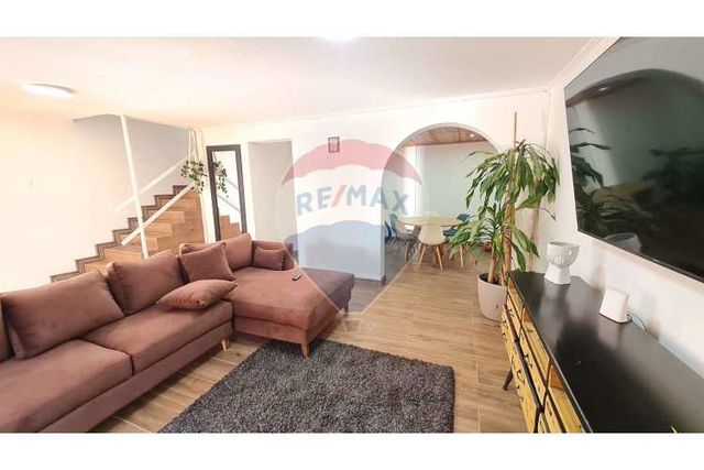 Hermosa casa en gran vía remodelada