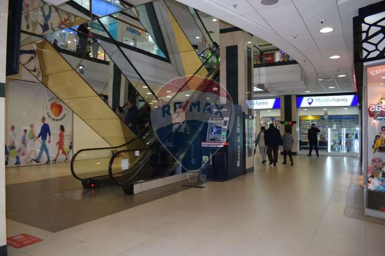 Local comercial en arriendo  (local a)