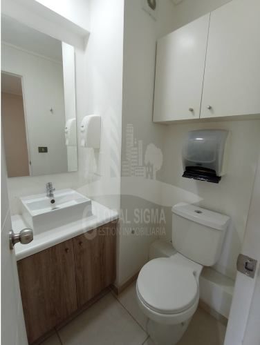 Oficina Gran Avenida José Miguel Carrera 4681, San Miguel