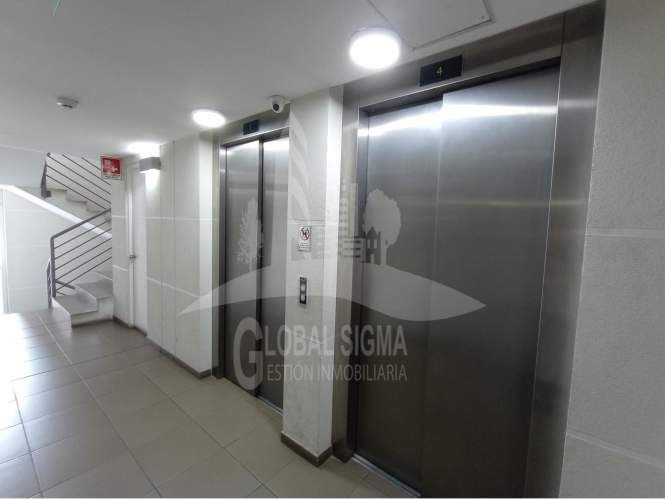 Oficina Gran Avenida José Miguel Carrera 4681, San Miguel