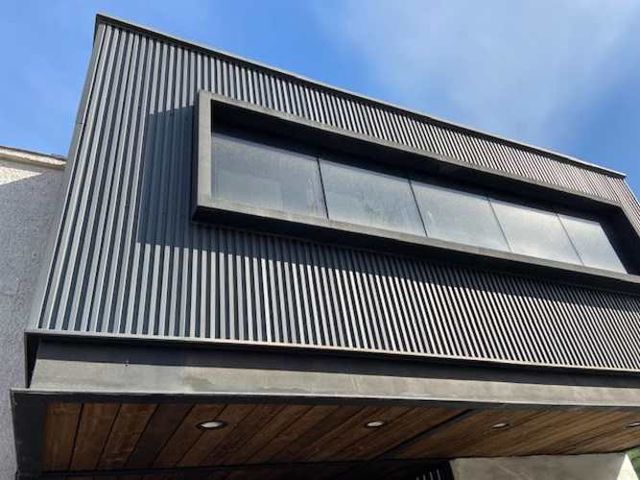 OFICINA Manuel Montt / Eleodoro Yañez