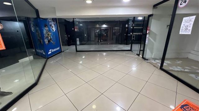 LOCAL COMERCIAL BARROS ARANA 815