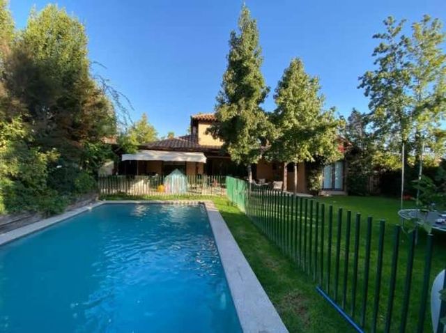 Casa COCINA Y QUINCHO REMODELADOS!!!