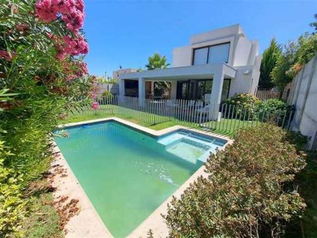 Casa IMPECABLE CASA MEDITERRANEA A PASOS DEL COLEGIO SAN ANSELMO