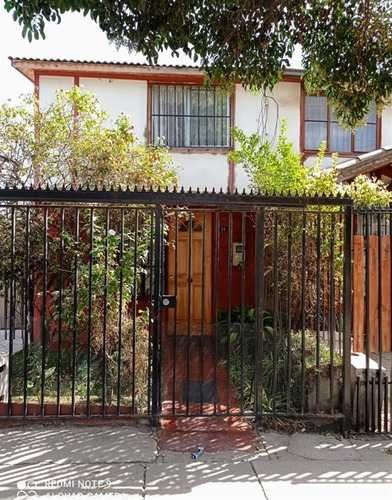 Casa CASA EN VENTA EXCELENTE UBICACIÓN DE 2/D1/B . EN QUILICURA