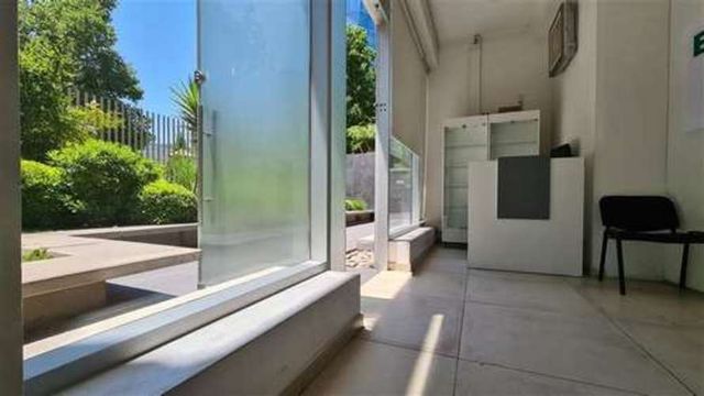 Local LOCAL COMERCIAL EN ARRIENDO EN LAS CONDES
