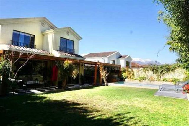 Casa PASEO PIE ANDINO / VALLE LA DEHESA