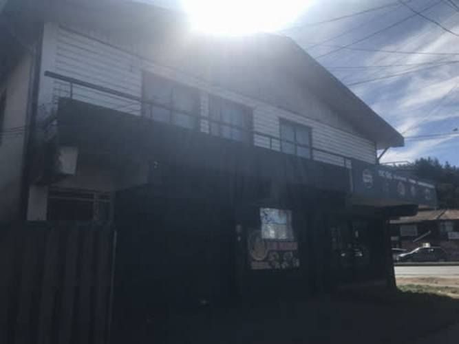 Local 5 DE ABRIL - CENTENARIO