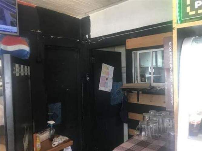 Local 5 DE ABRIL - CENTENARIO