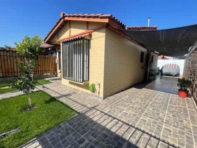 Casa CASA EN VENTA DE 3 DORM. 2 BAÑOS EN PADRE HURTADO