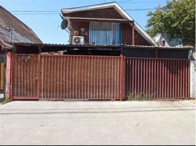 Casa SE VENDE CASA 5 DORM MAS DEPTO INTERIOR. EN CONCHALÍ