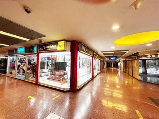 Local LOCAL EN ARRIENDO EN GALERÍA COMERCIAL SANTIAGO CENTRO