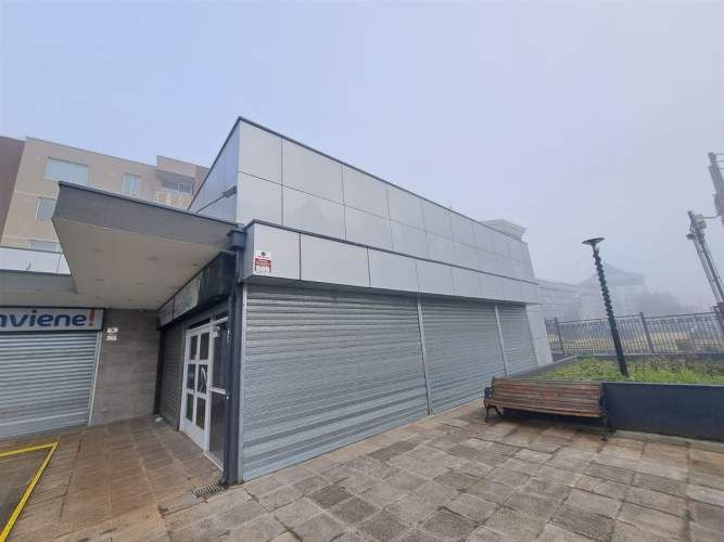 LOCAL COMERCIAL Los creadores