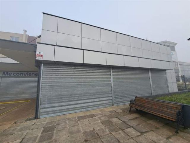 LOCAL COMERCIAL Los creadores