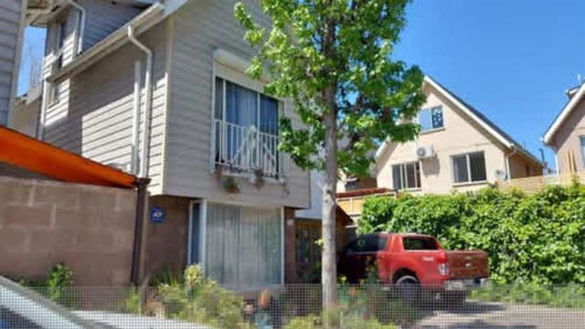 Casa GUANACO NORTE CON SANTA MARTA DE HUECHURABA