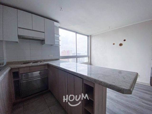 Departamento en Av. Matucana