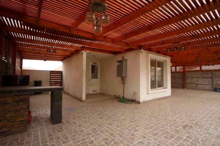 ARRIENDO CASA 4HAB 3BA AYRES DE CHICUREO